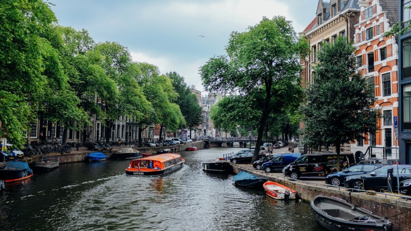 Canal Cruise Boat Tour